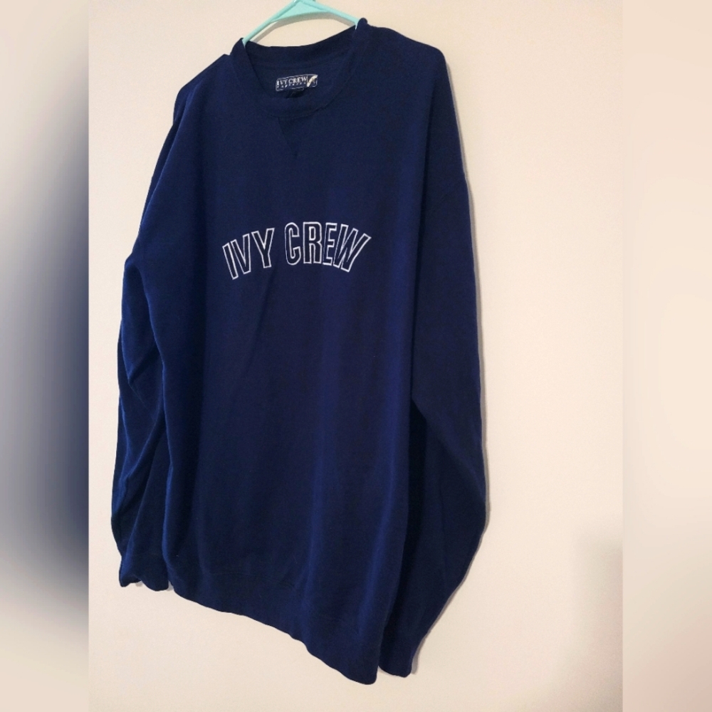 Ivy Crew Vintage Explorer Sweatshirt XL